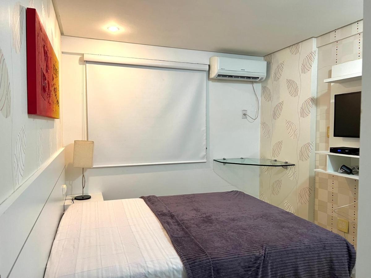 Apartment Flat Number One Temporadalitoranea